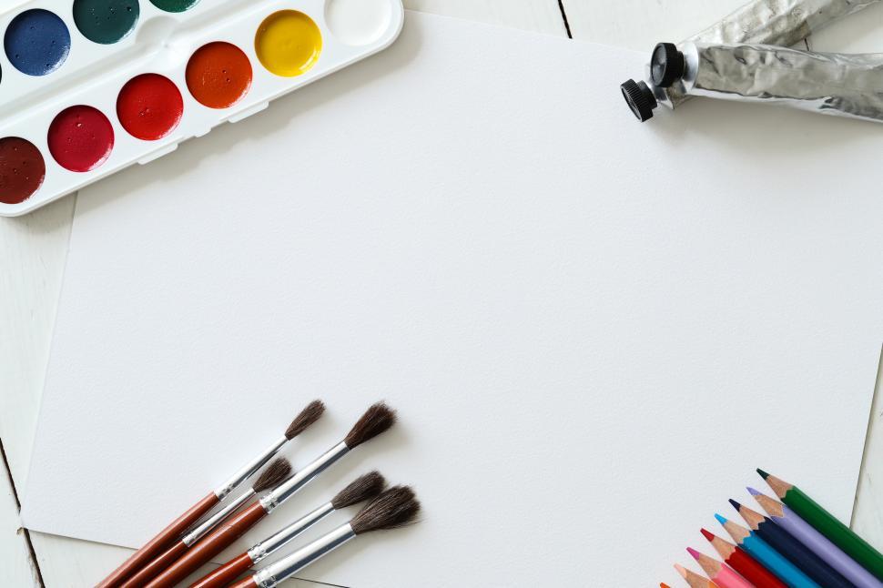 Free Image of Art supplies 