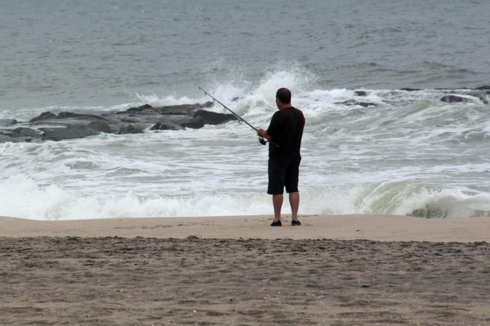 Free Image of Surf Fishing 