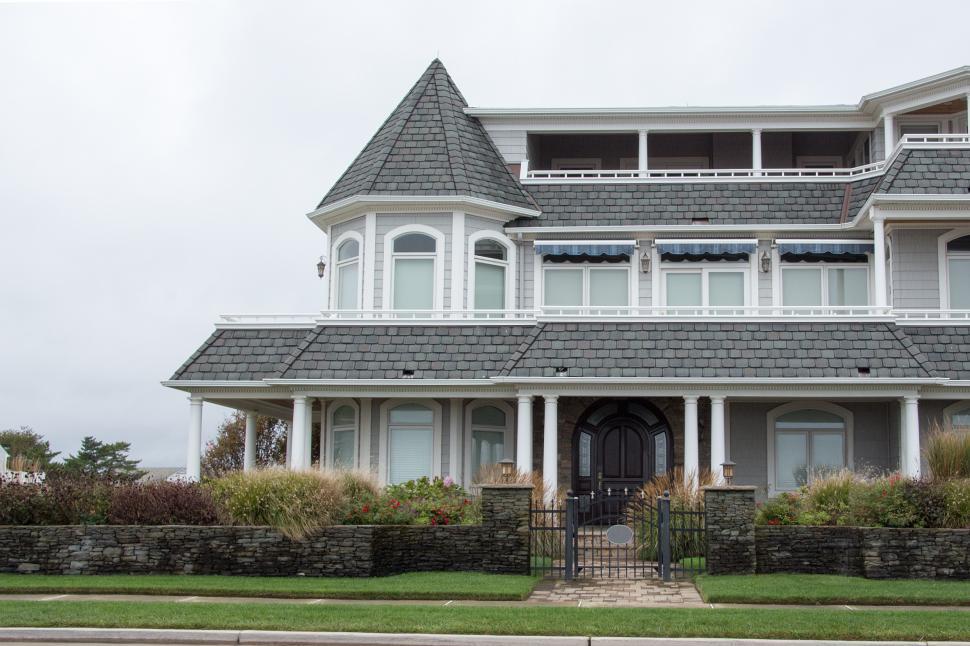 Free Image of Beach Town Home 
