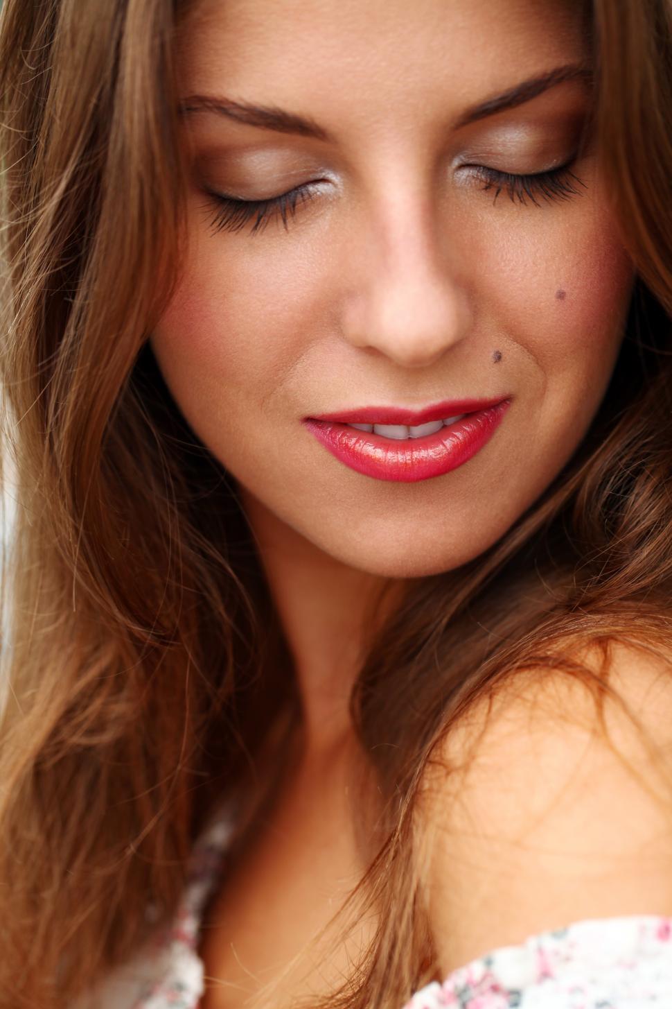Free Image of Close up portrait of attractive young woman 