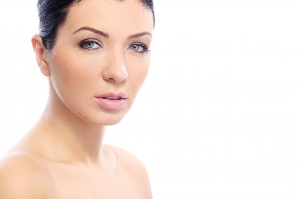 Free Image of Woman looks serious, looking at the camera 