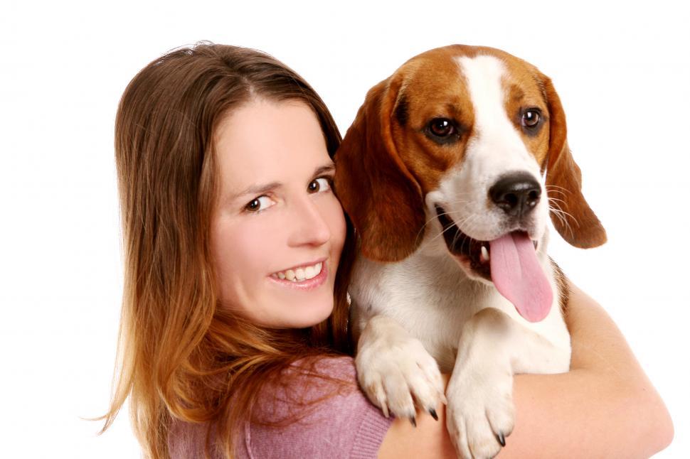 Free Image of Young woman and a Beagle 