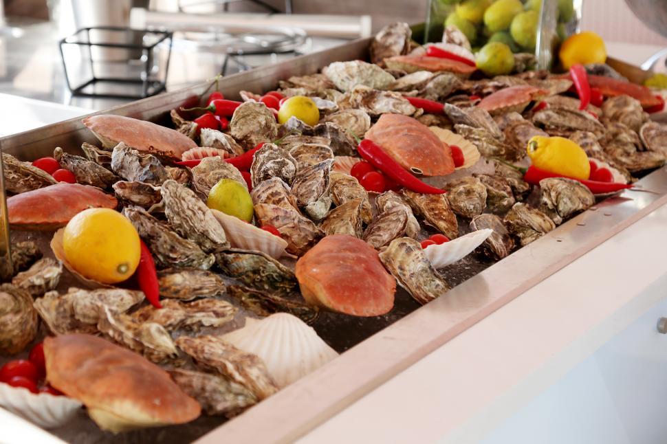 Free Image of Sea food buffet platter 