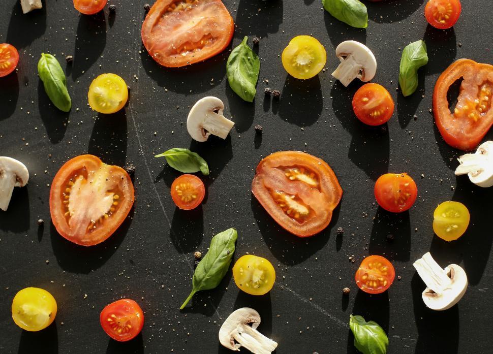 Free Image of Sliced Vegetables 