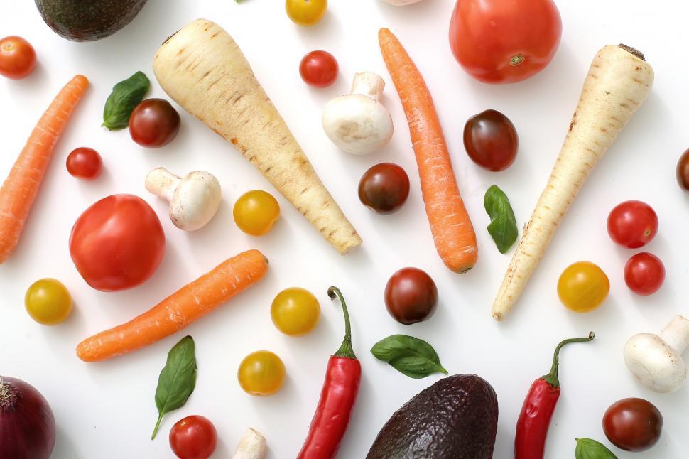 Free Image of Vegetables arranged on white 