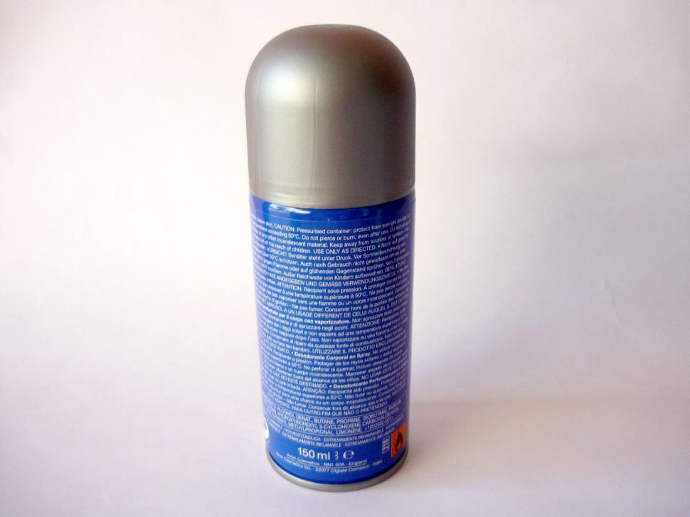 Free Image of Avon Blue Rush 