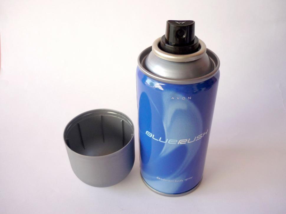 Free Image of Avon Blue Rush 
