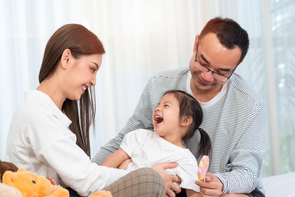 Free Image of Happy family  