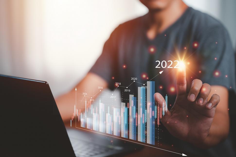 Free Image of Businessman points to the target - technology, finance 