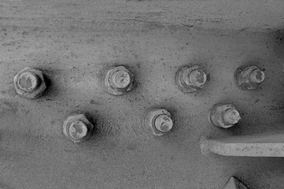 Free Image of Nuts and bolts  