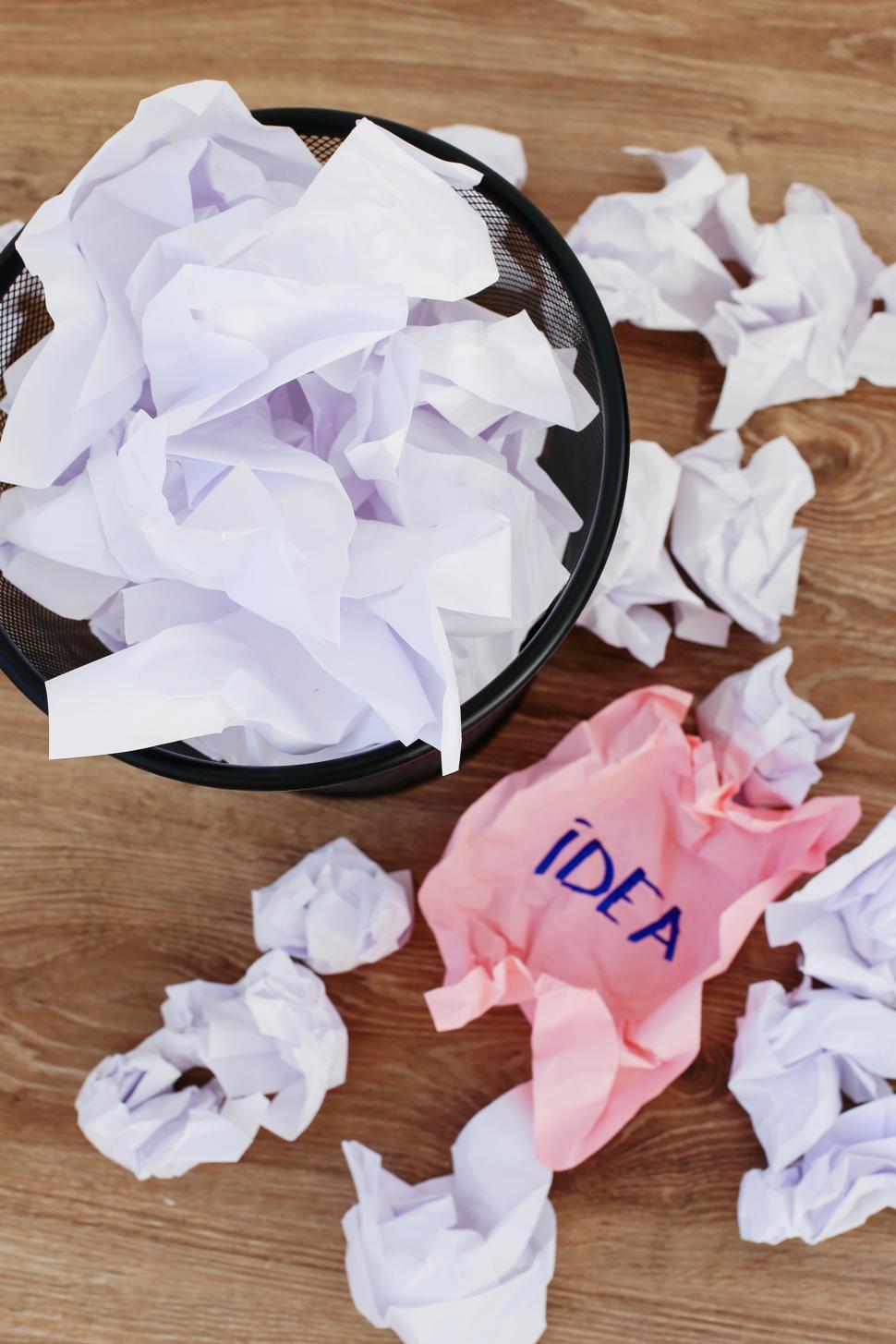 Free Image of Crumpled paper 