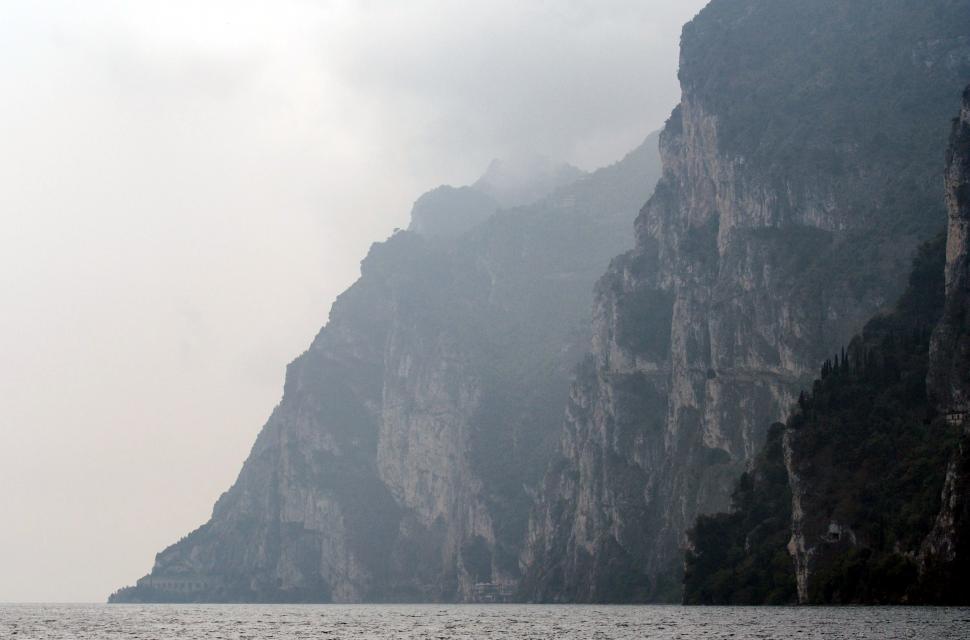 Free Image of Lake Garda, Italy 