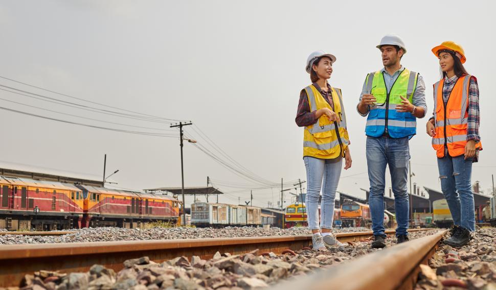 Free Image of Rail systems industrial workers 