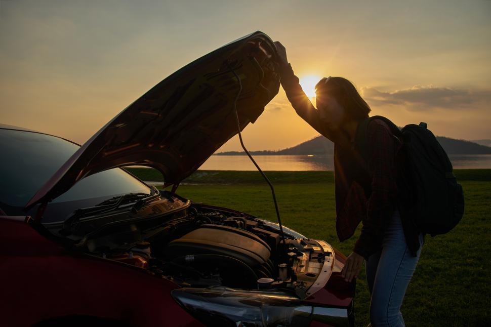 Free Image of Car break down - stranded woman 