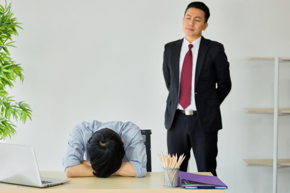 Free Image of Employees secretly slept during working hours. 