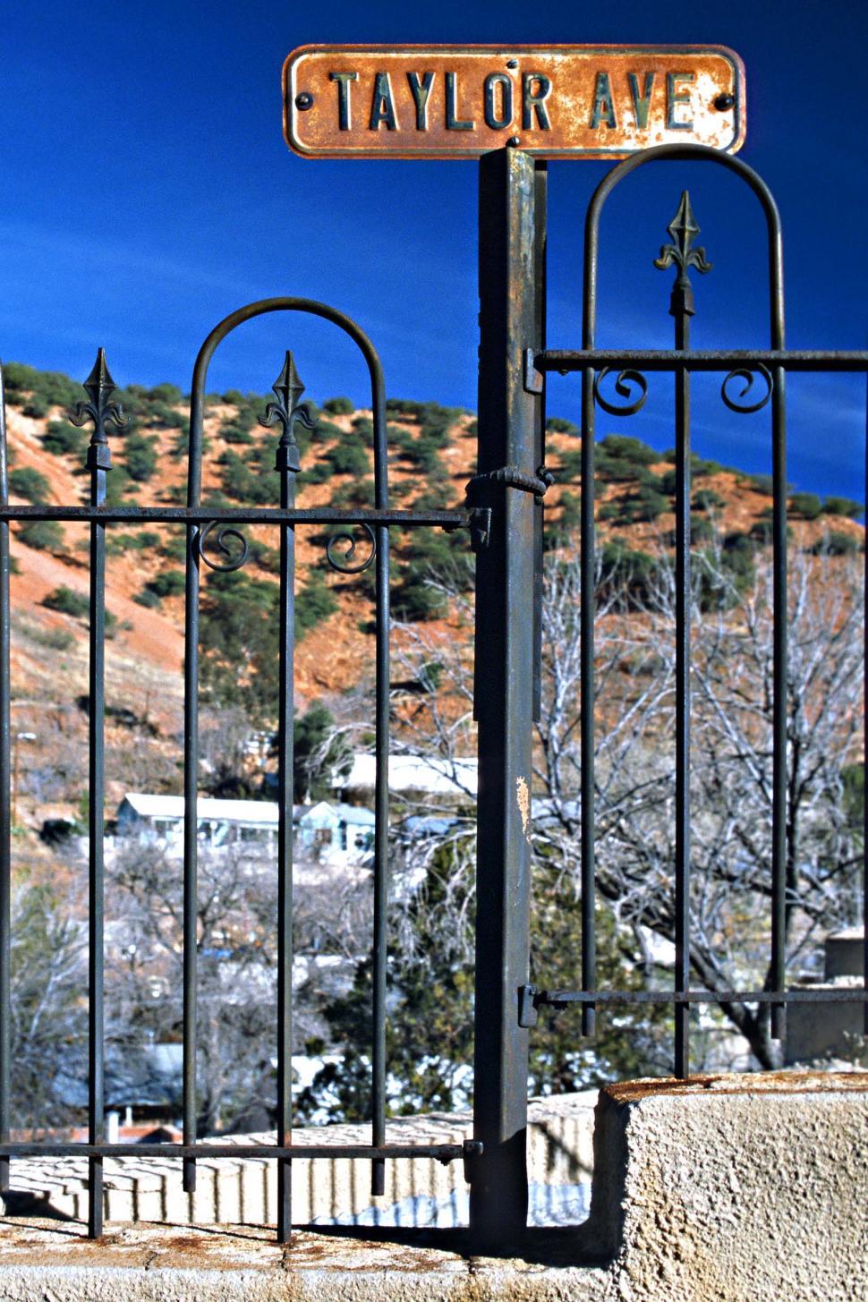 Free Image of Taylor Ave - Fence 