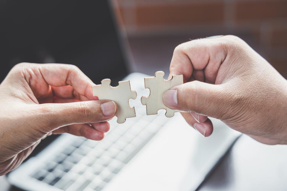 Free Image of Connecting the pieces  