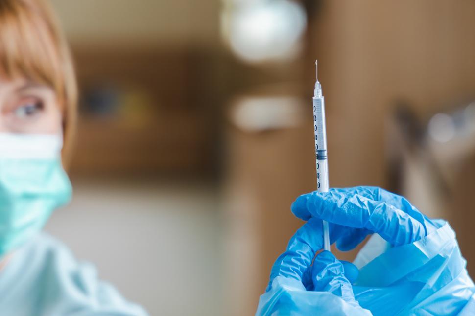 Free Image of Vaccine ready for injection 