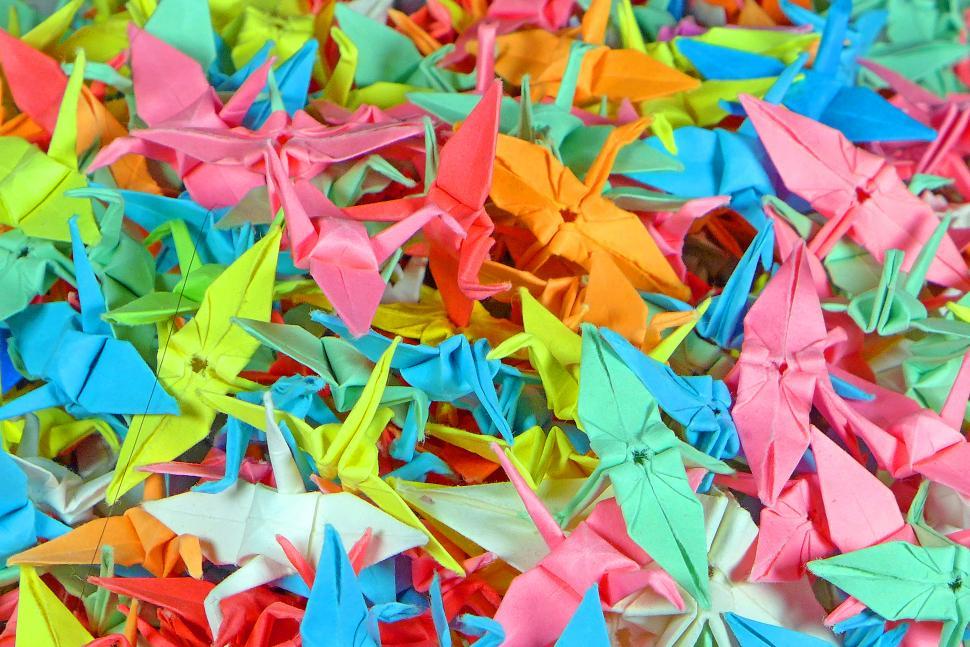 Free Image of Origami Cranes 