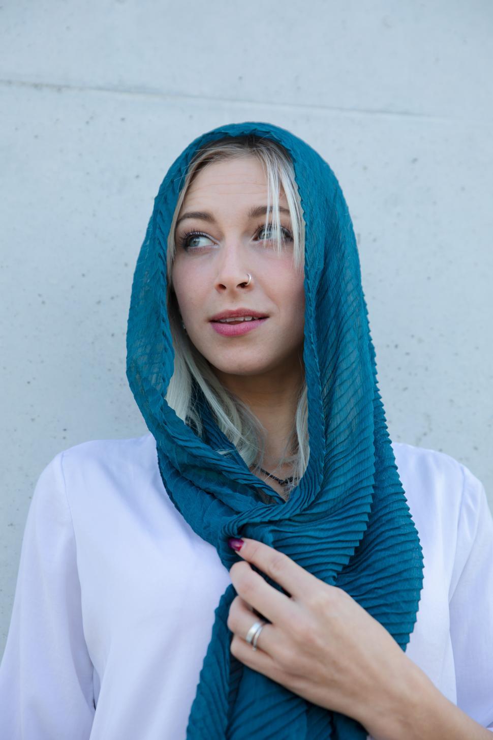 Free Image of an elegant and confident professional young blonde woman 