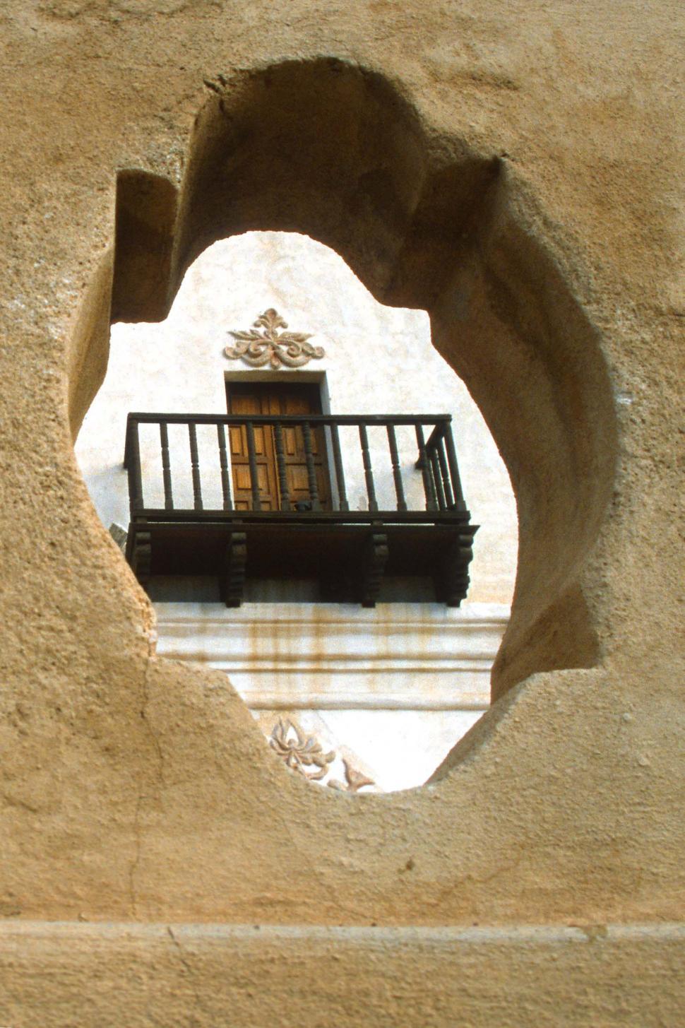 Free Image of Balcony at San Xavier del Bac 