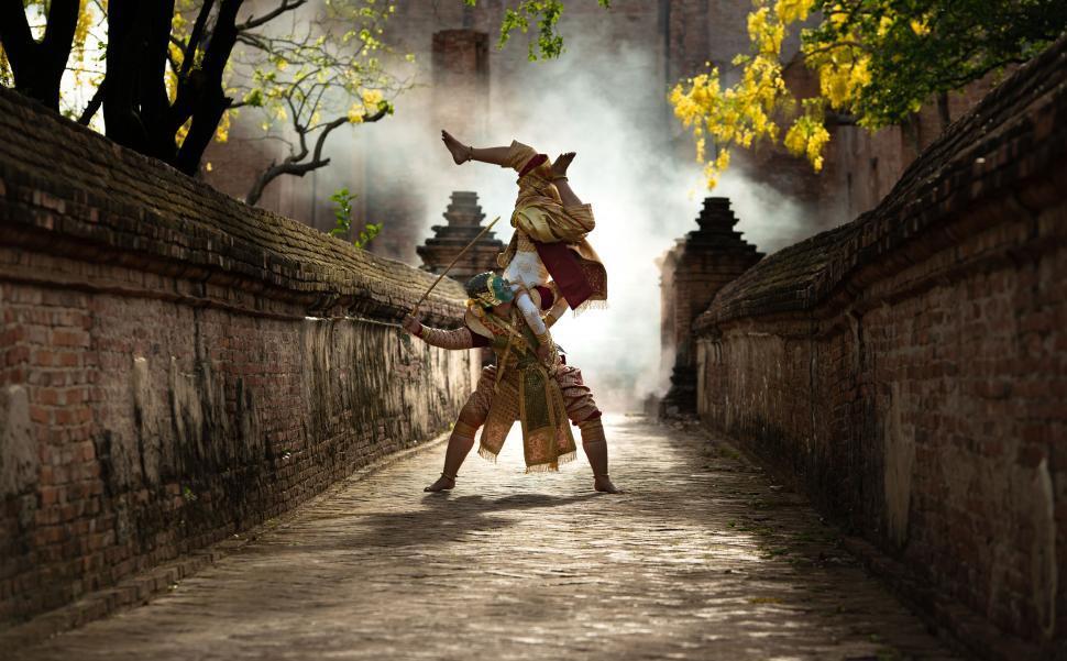 Free Image of Khon, classical Thai dance. The battle between the giant and Hanuman. 
