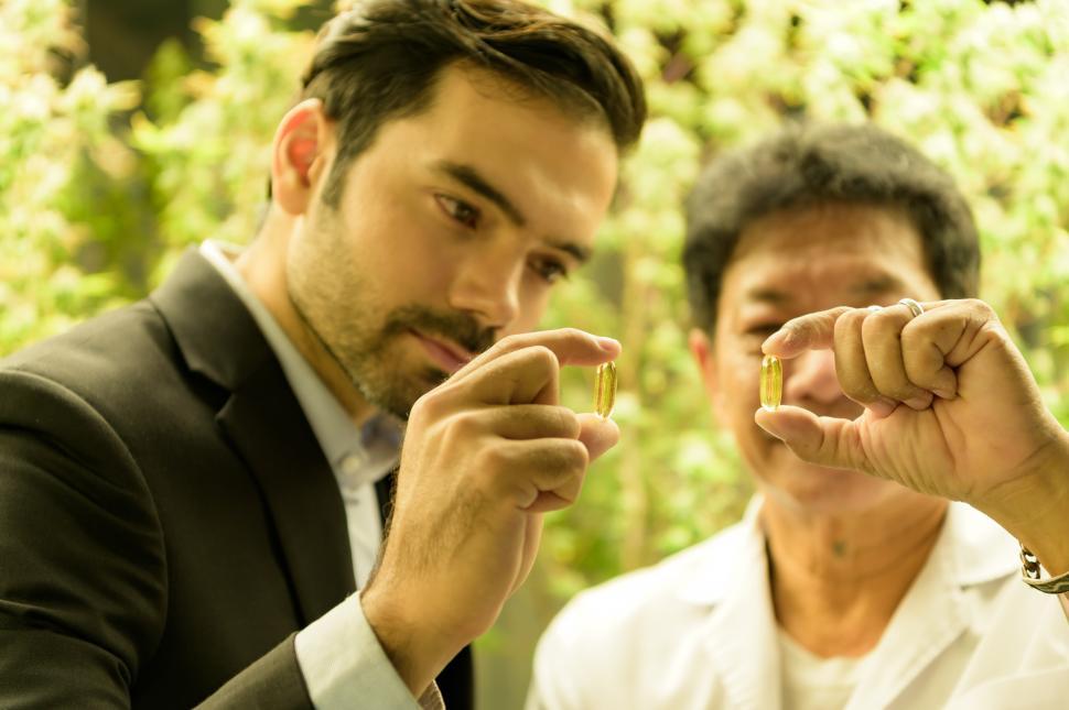 Free Image of Verifying the integrity of cannabis oil and cannabis products 