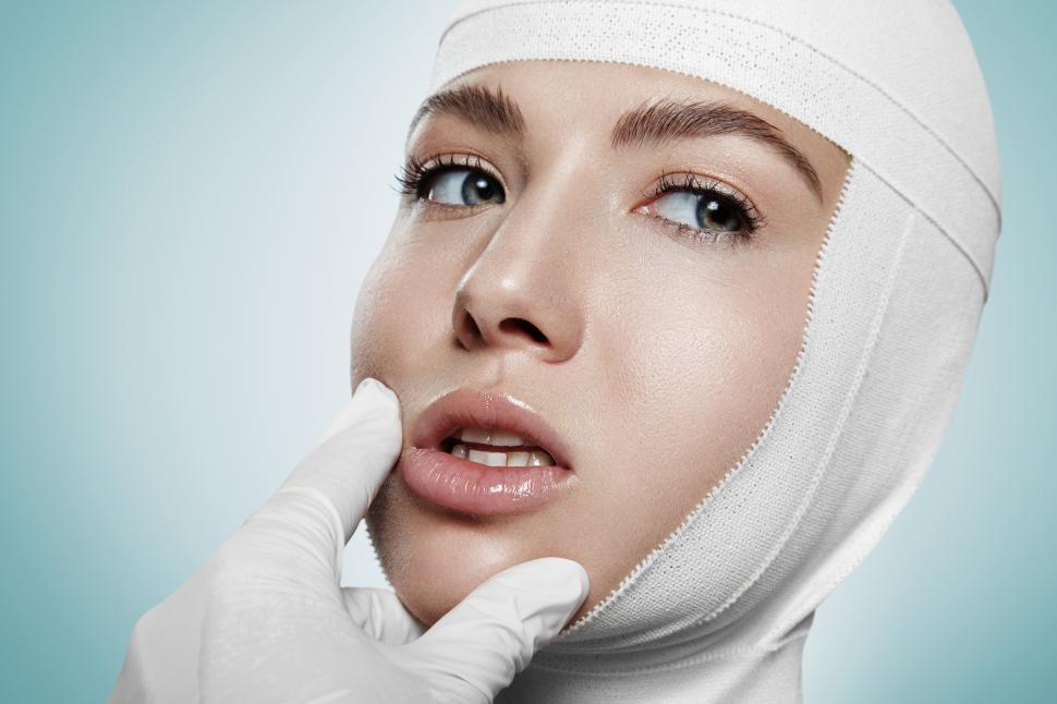 Free Image of doctor is checking the result of lips pushup 