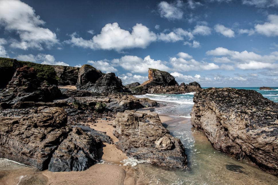 Free Image of Atlantic Rocks Free Stock Photo 
