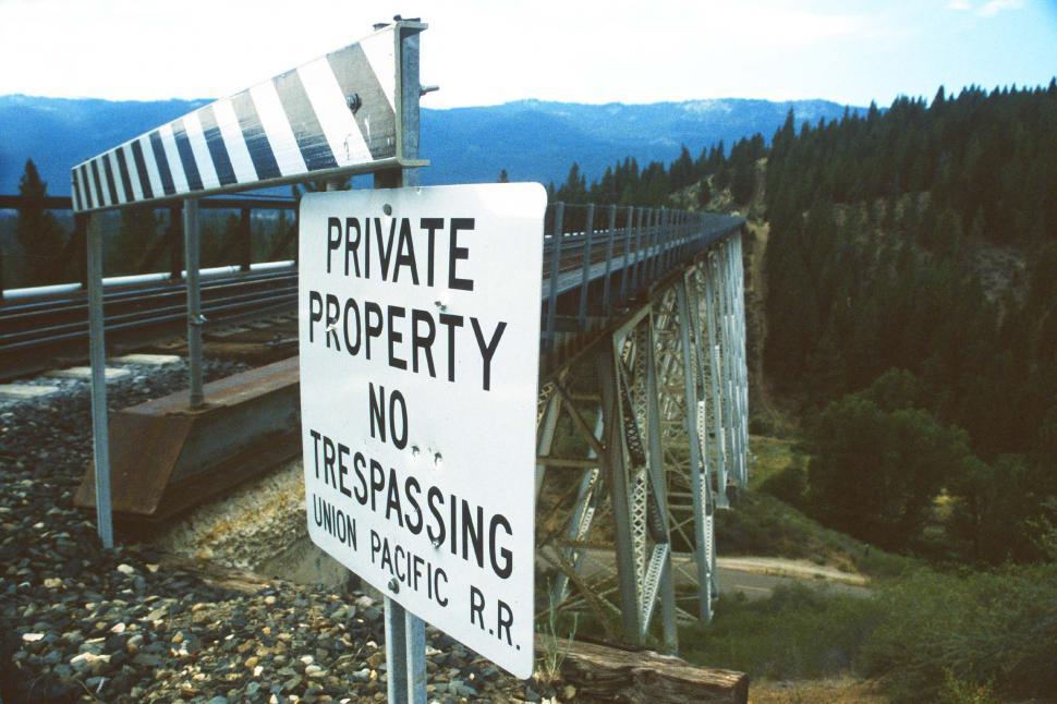 Free Image of Private Property - Train Tracks 