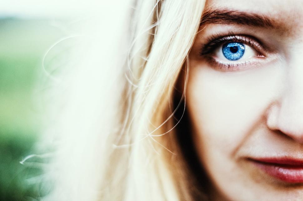Free Image of A close up of a woman s face 