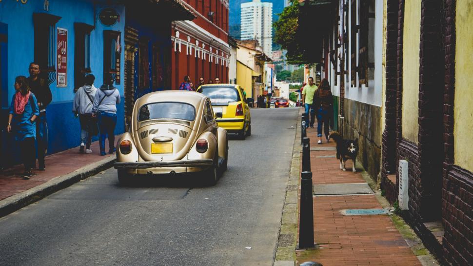 Free Image of A car on the street 