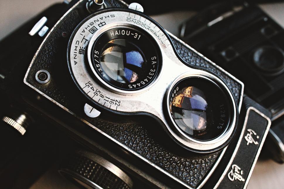 Free Image of A close up of a camera 