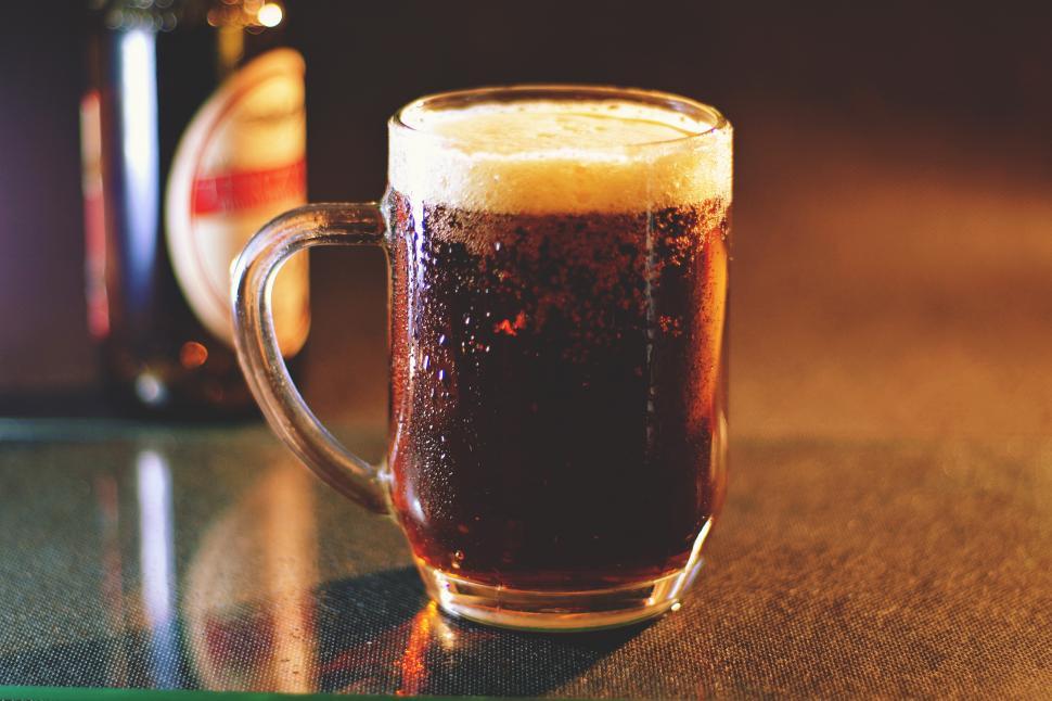 Free Image of A glass mug of beer 