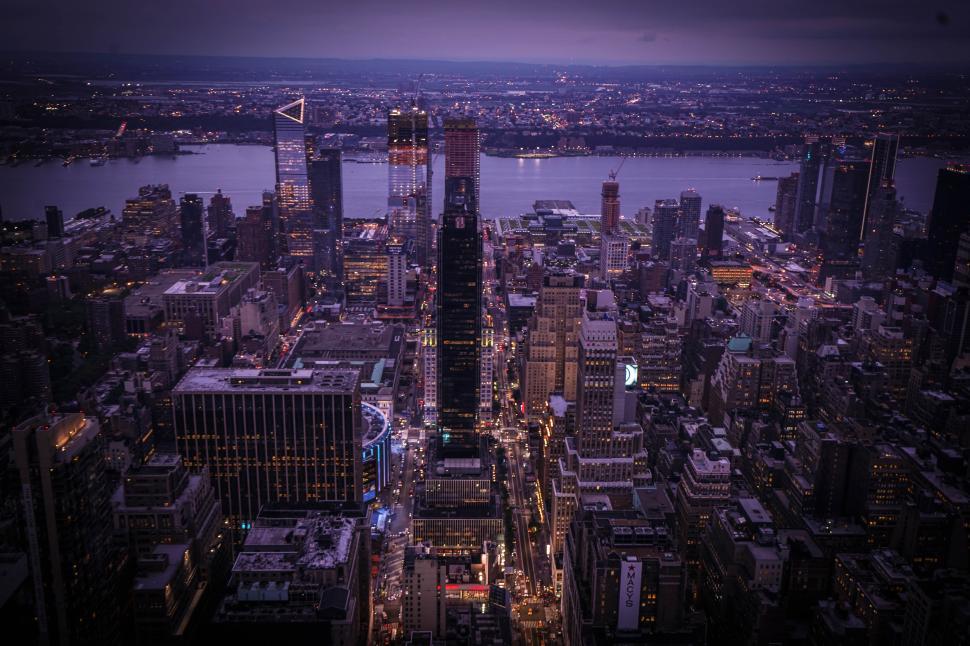 Free Image of A city of lights and water - Manhattan, New York City 
