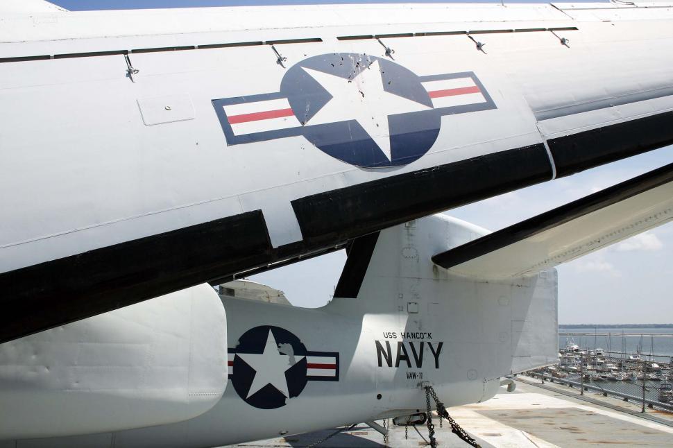 Free Image of Carrier planes 