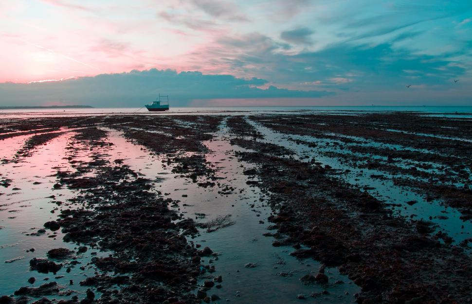 Free Image of A boat on the water 