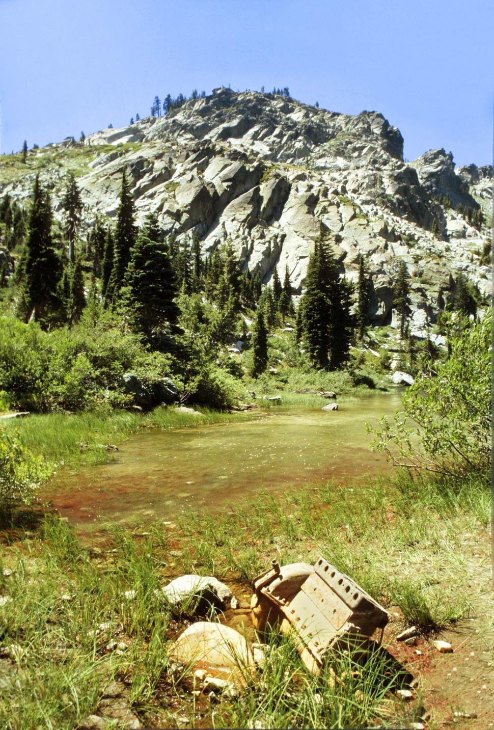 Free Image of Abandoned metal in wilderness 