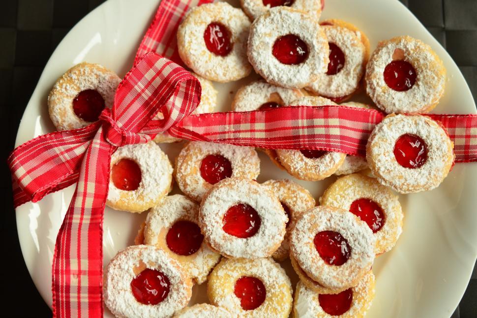 Free Image of Xmas Cookies Free Stock Photo 