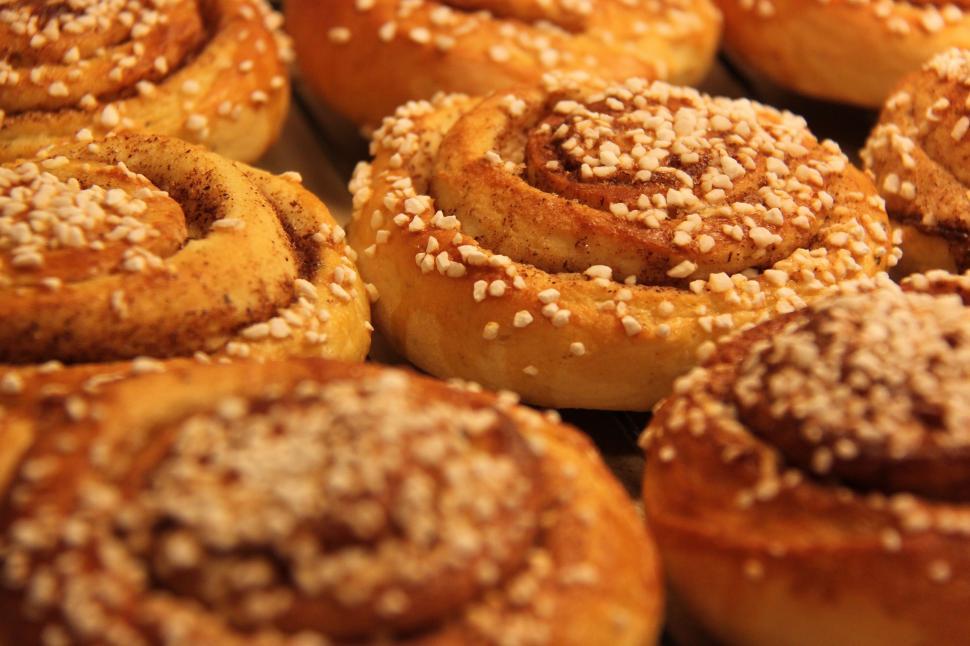 Free Image of A group of cinnamon rolls 