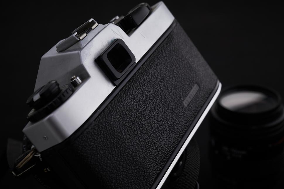 Free Image of A close up of a camera 