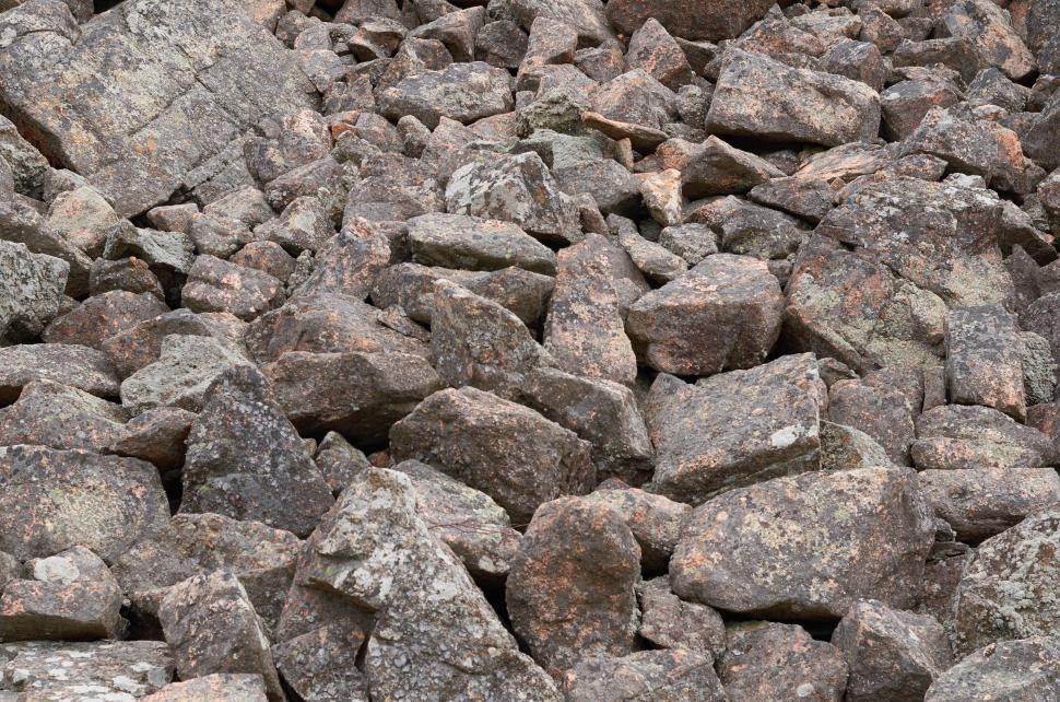 Free Image of A pile of rocks 