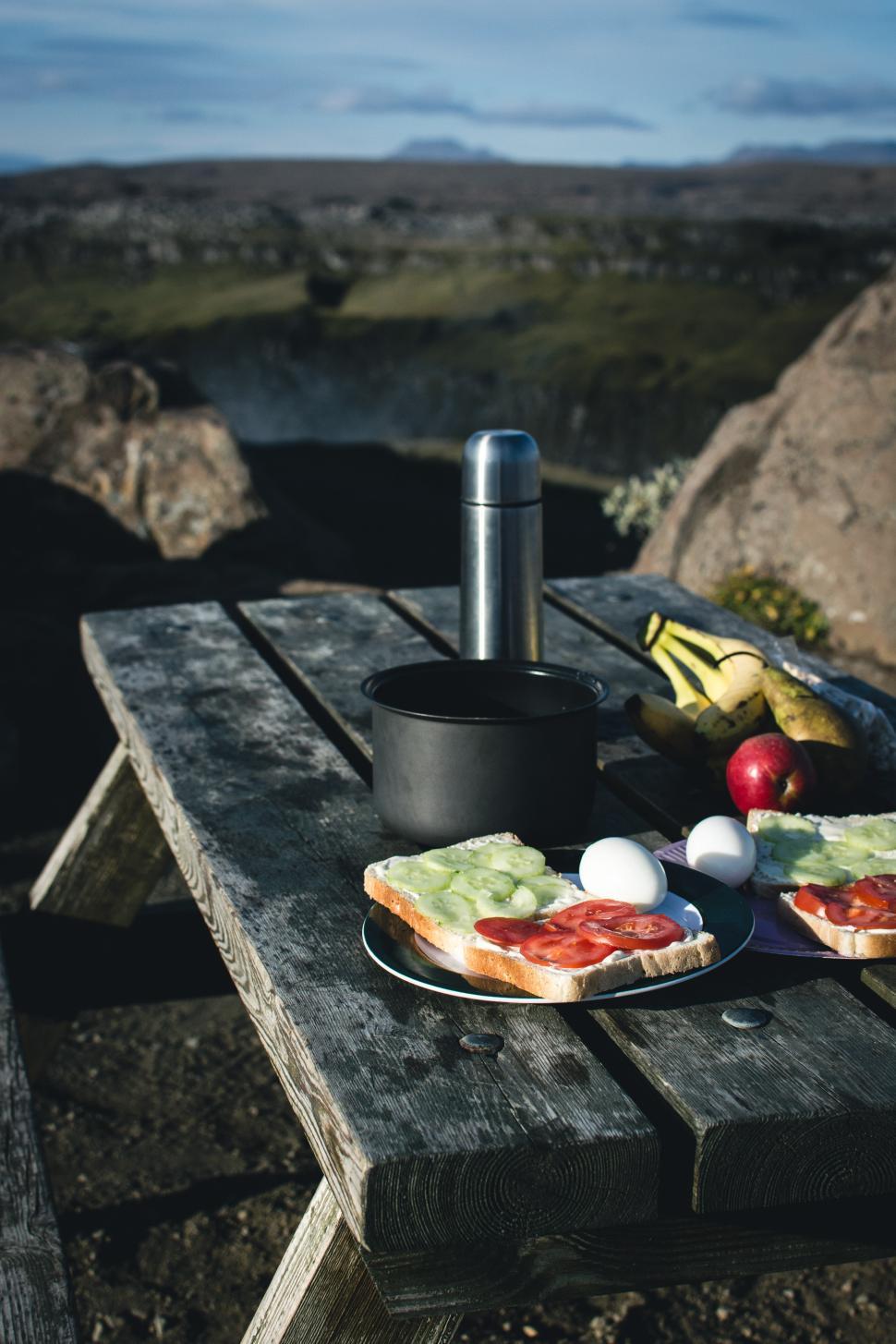Free Image of Food on a picnic table 