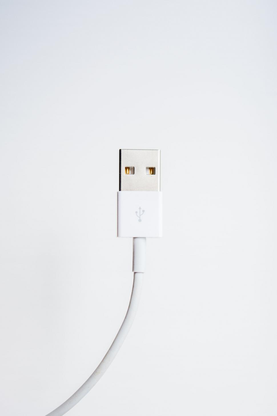 Free Image of A close up of a cable 