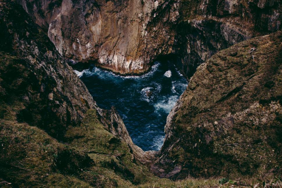 Free Image of A river between rocks 