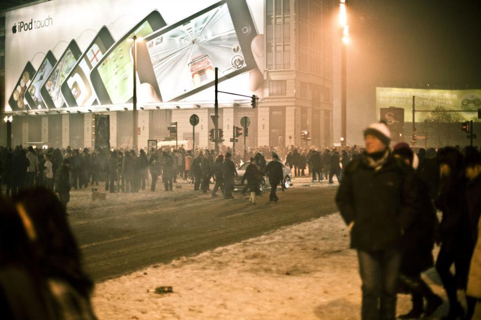 Free Image of A crowd of people outside a building 