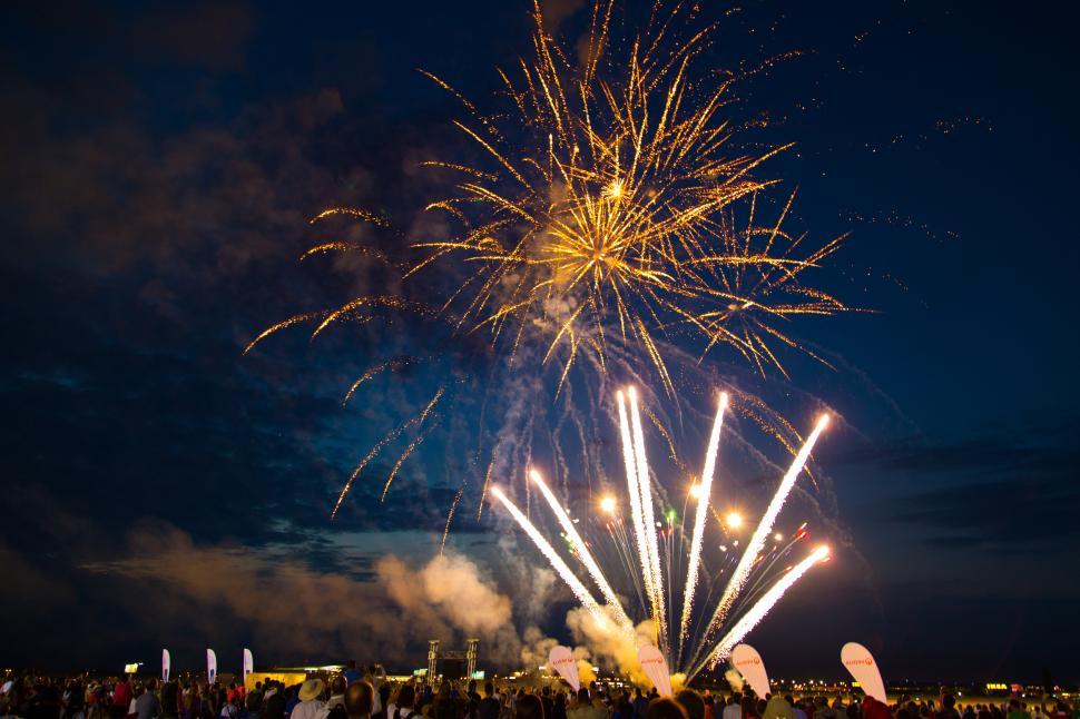 Free Image of Fireworks in the sky 