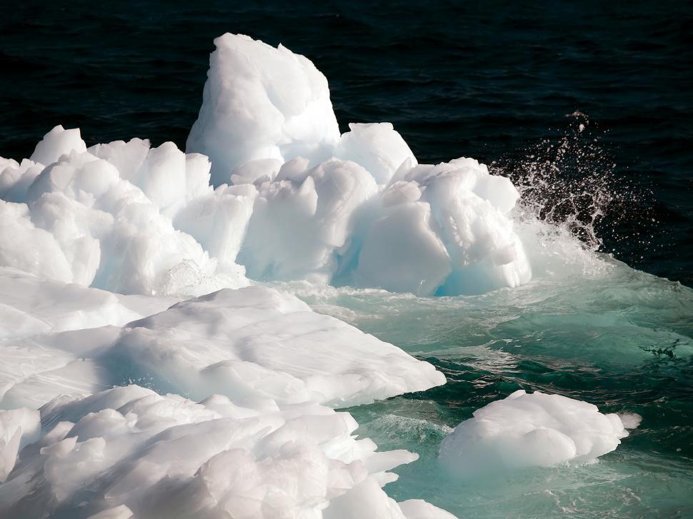 Free Image of Iceberg 