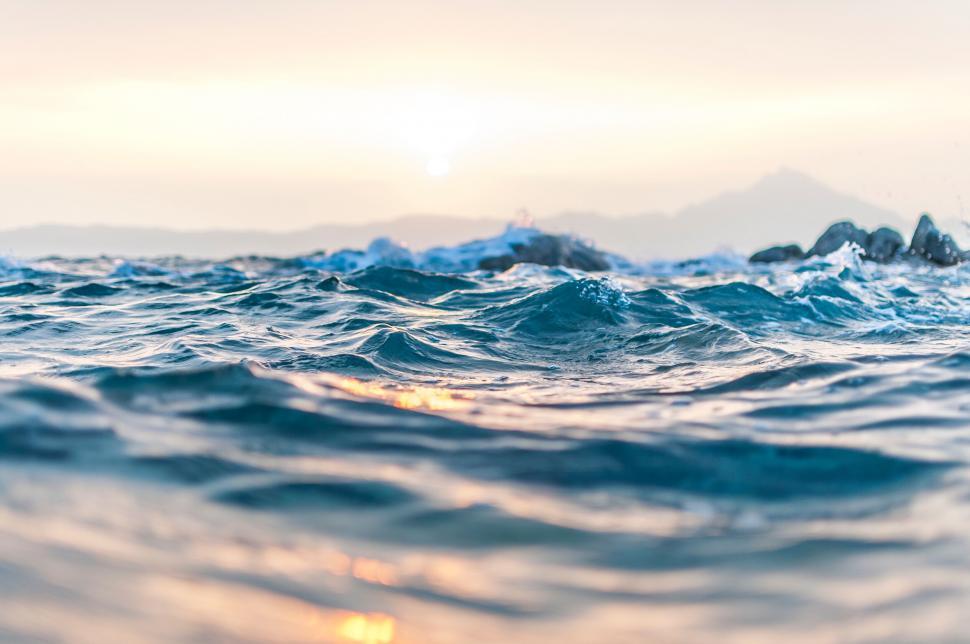 Free Image of A close up of water 