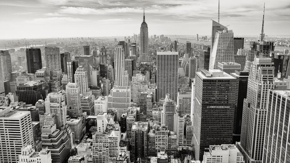 Free Image of A city with tall buildings 